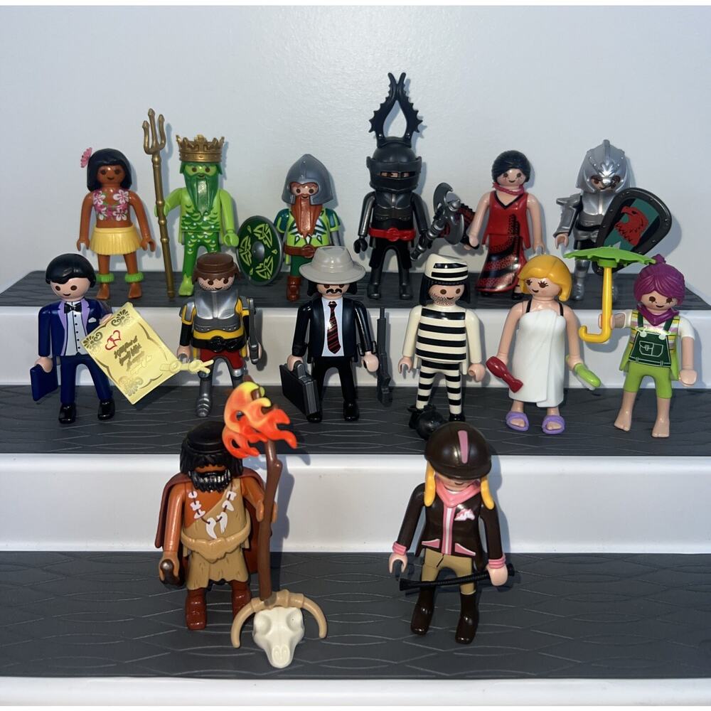 Lot Of 14 Blind Bag Playmobil Figures & Accessories 3GY2